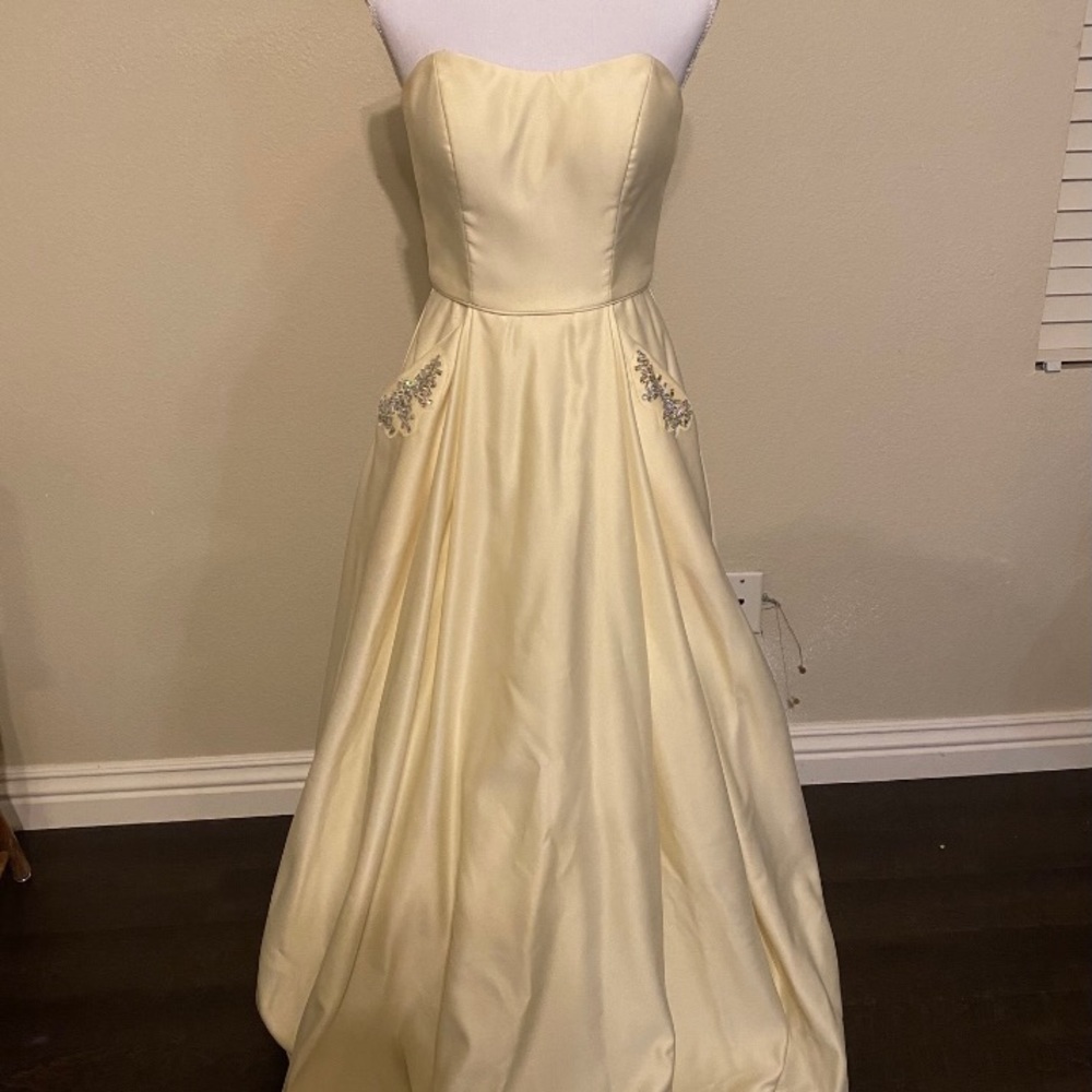 Yellow prom dress